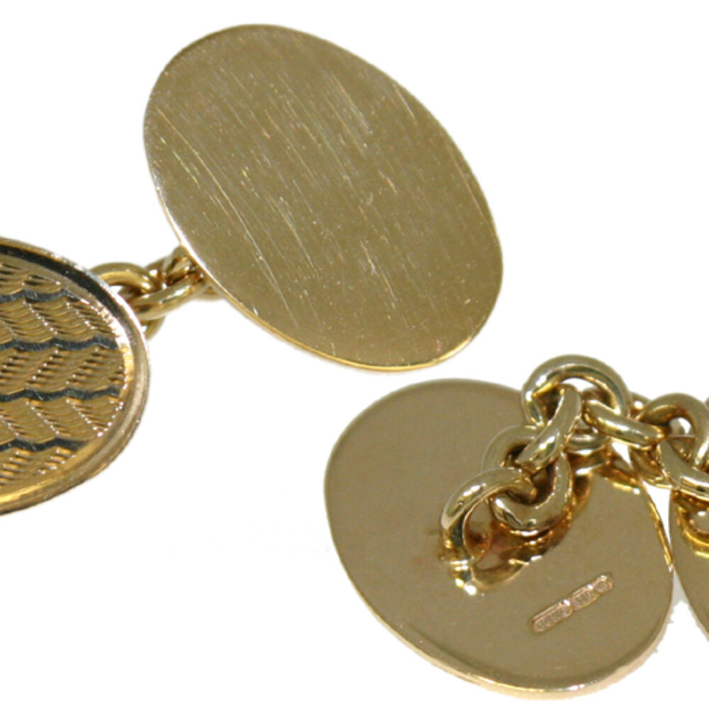 Gold – 9ct yellow gold Barley Engine Turned oval Chain Cufflinks