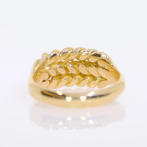 X166.4 18ct curb and shot ring back