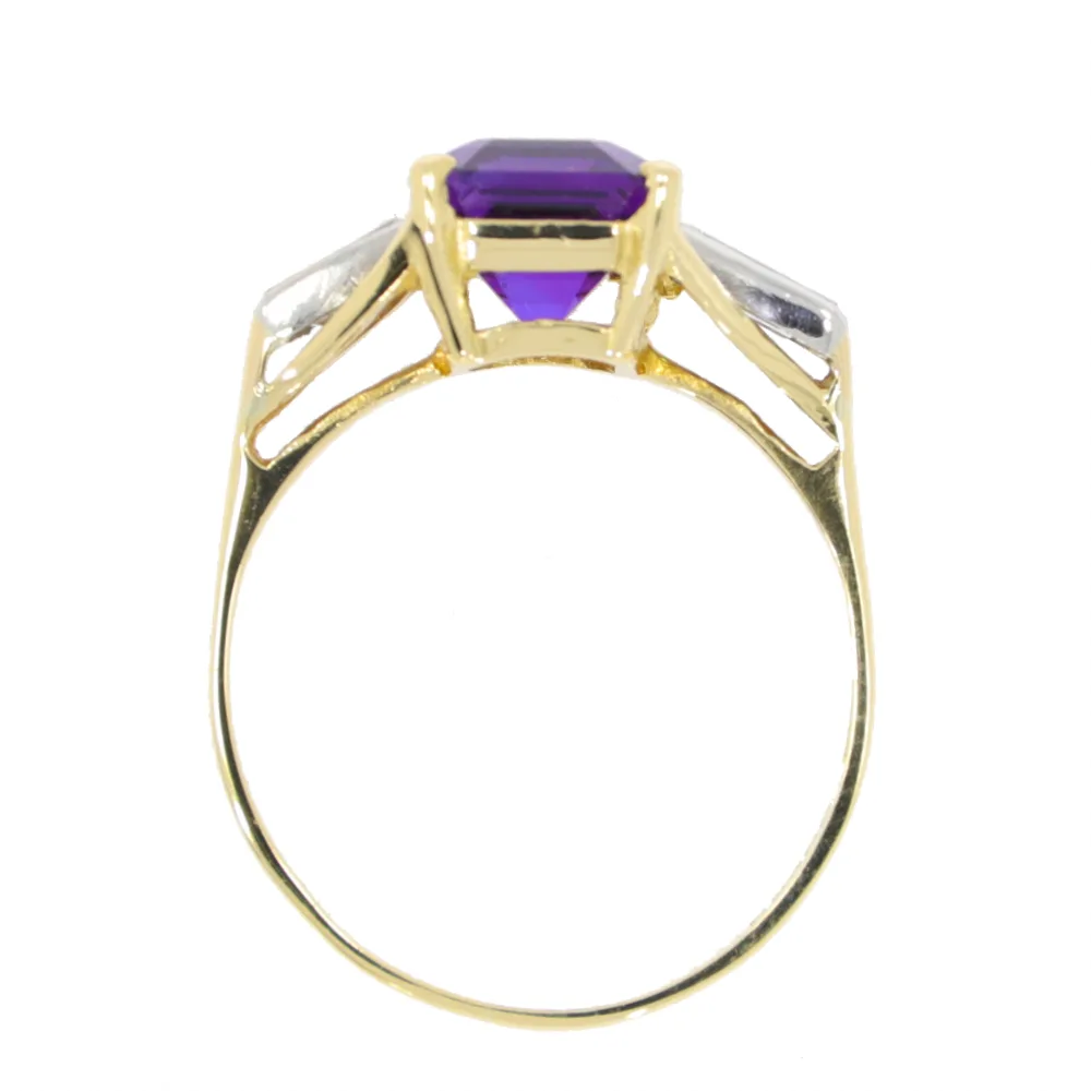 G169.4 Amethyst and diamond ring top