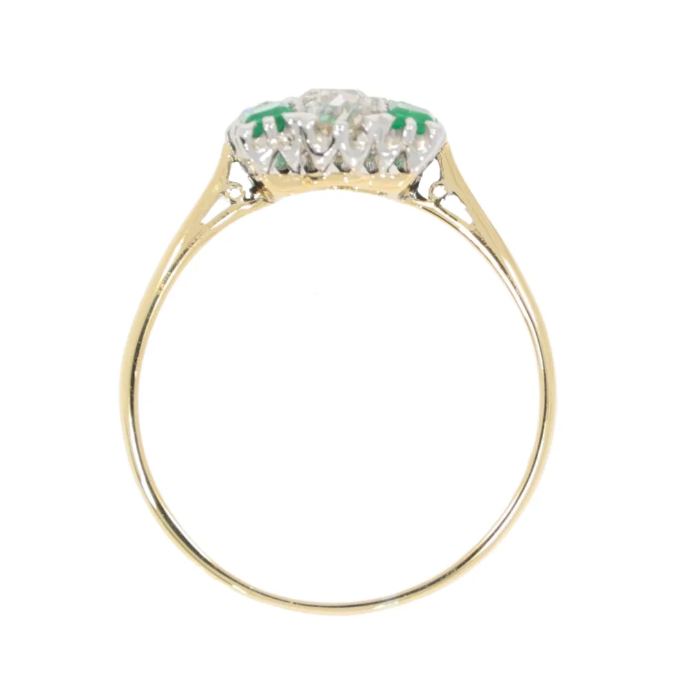 H129.4 Emerald and diamond cluster ring top