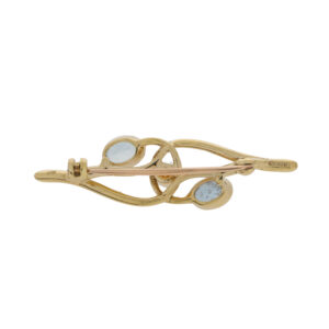 Z447 Aquamarine and cultured pearl gold brooch back