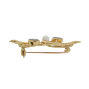 Z447 Aquamarine and cultured pearl gold brooch end