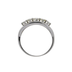 P48.4 Diamond 5 stone ring top