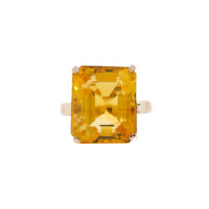 T171.4 Citrine Emerald cut single stone ring