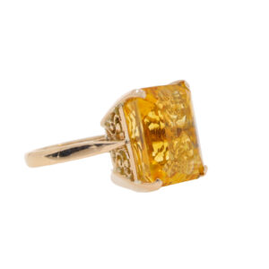 T171.4 Citrine Emerald cut single stone ring side