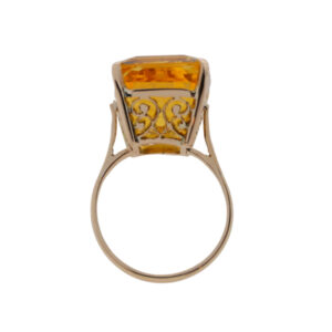 T171.4 Citrine Emerald cut single stone ring top