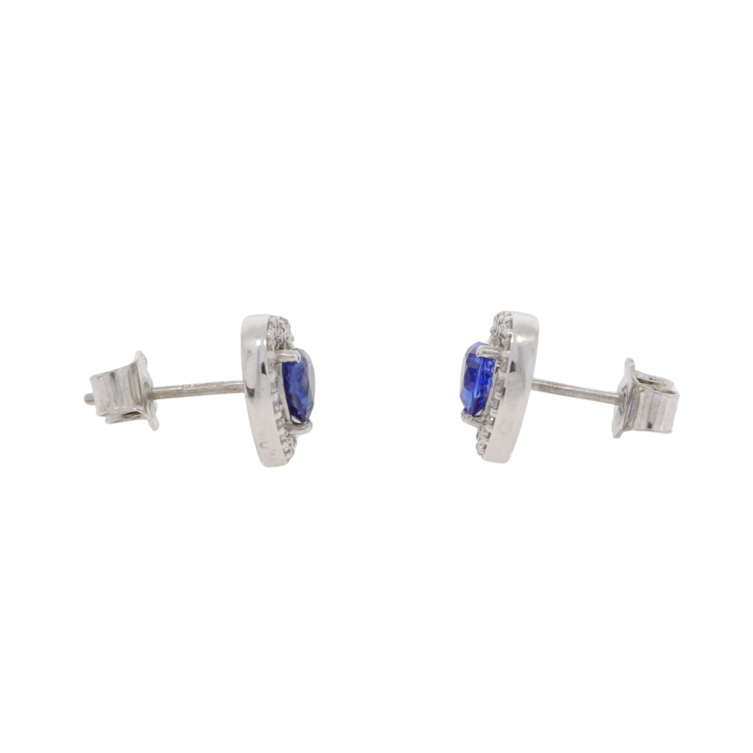 F422.2 Sapphire and diamond heart cluster earrings end