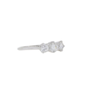 E38.4 Diamond three stone ring side