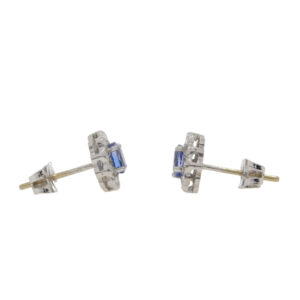 W423.2 Sapphire and diamond white gold cluster earrings end