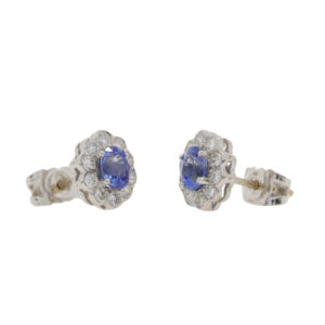 W423.2 Sapphire and diamond white gold cluster earrings side