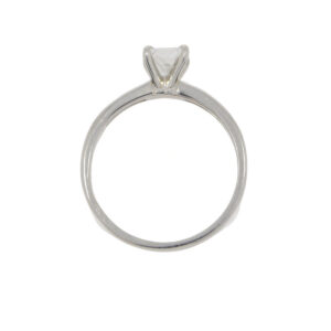 A18.4 Diamond princess cut single stone ring top