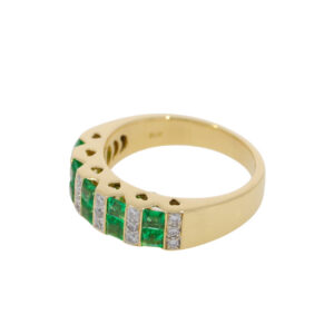 F130.4 Emerald and diamond 2 row eternity ring side 2